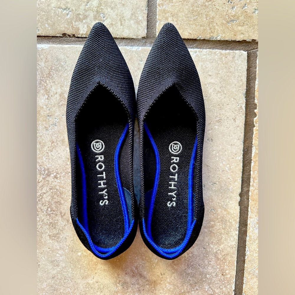 Rothy’s Pointed Toe Flat in Black, Women’s size 8